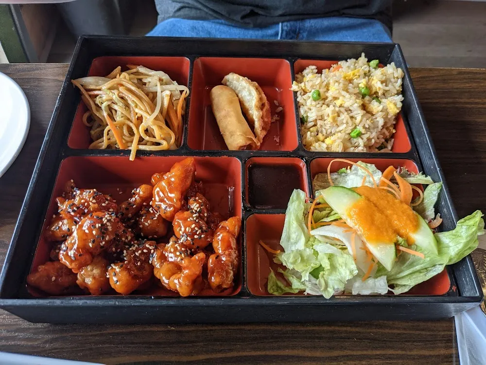 Sesame Chicken Lunch Special